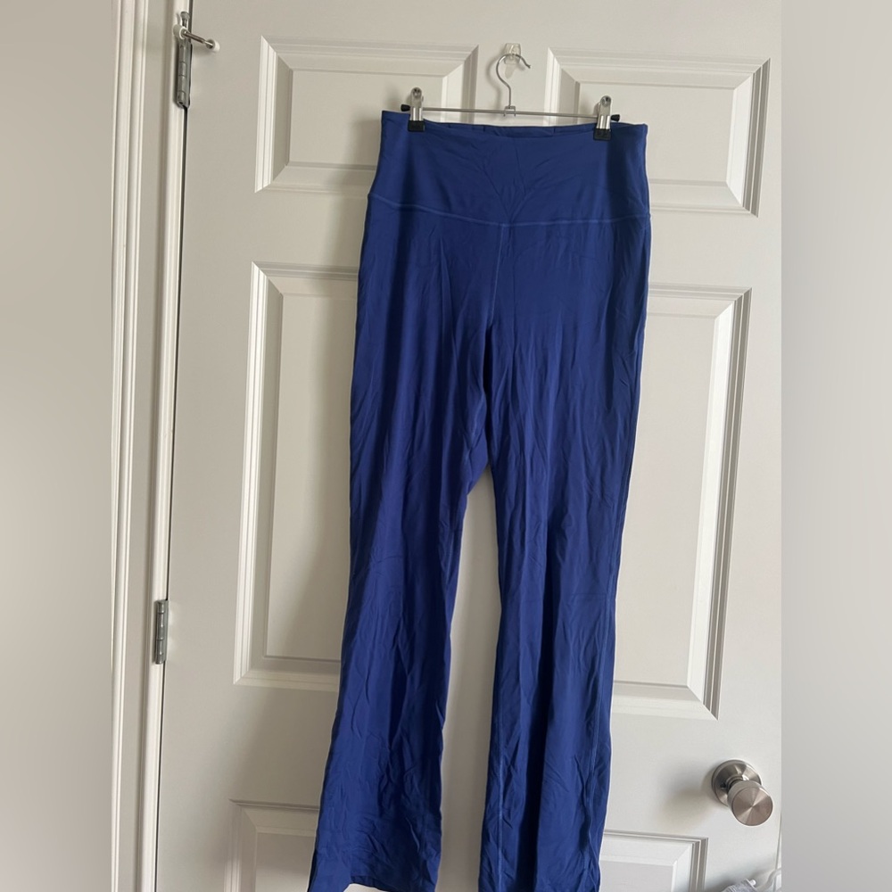 PURPLE LULULEMON YOGA PANTS WIDE LEG